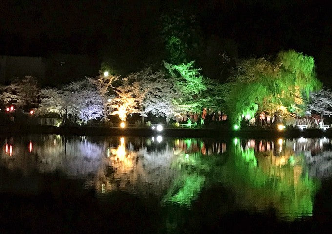 八鶴湖