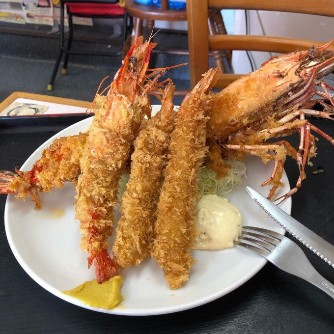 埼玉デカ盛り 花いち エビフライ