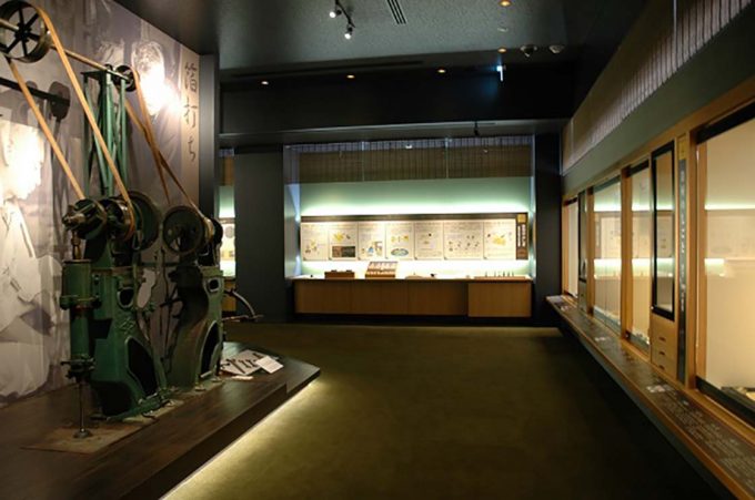 金沢市立安江金箔工芸館