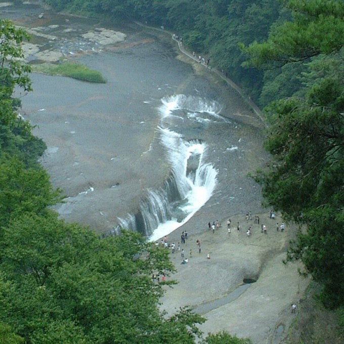 吹割の滝